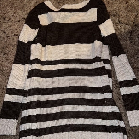 Cardigan Sweater - Picture 5 of 6